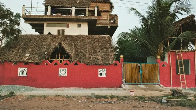 Thiru Nakshatra family guest house