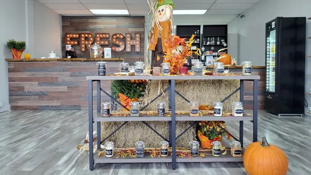 Florida's Natural Farmacy (Kratom, CBD, & Tea)