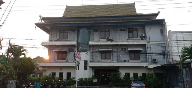 Hotel Winotosastro by Athelu