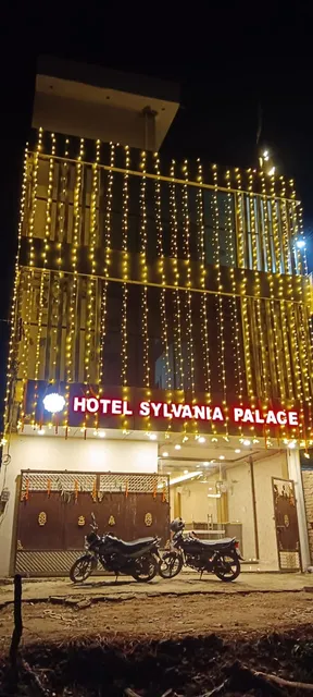 Hotel Sylvania palace