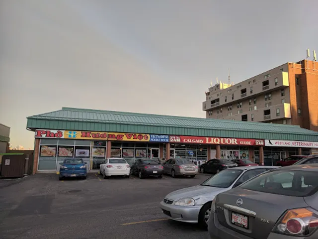 Pho Huong Viet 17Ave SW