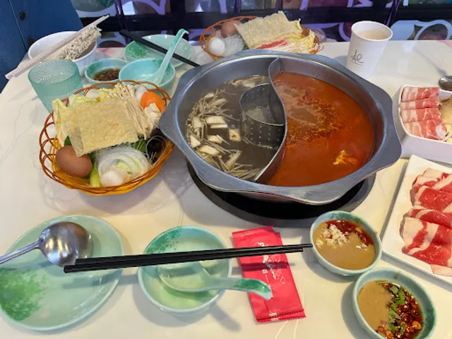 Shi Li Fang Hot Pot @ The Star Vista