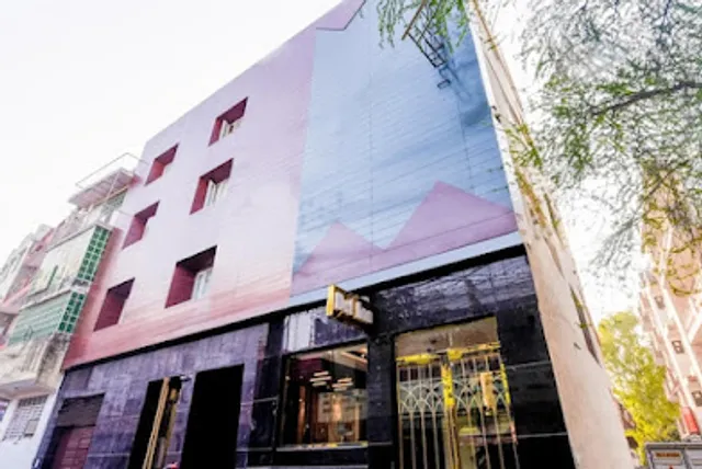 Hotel Del Inn Near IGI Airport