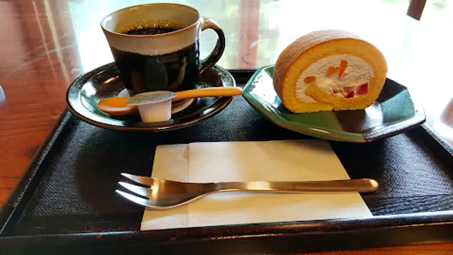 庭園の見える喫茶室