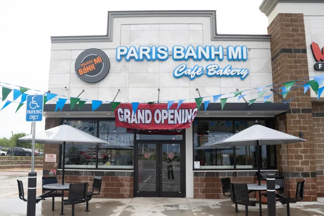 Paris Banh Mi Cafe & Bakery