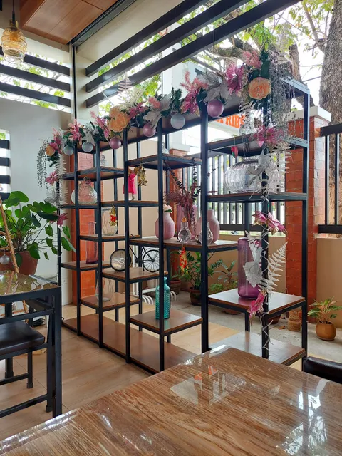 Jilly's Grill & Restaurant