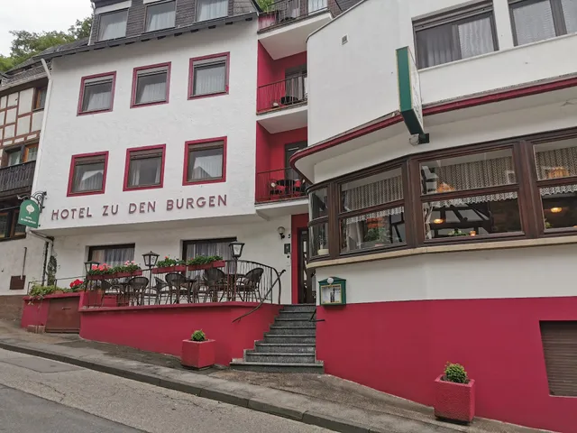 Hotel Zu Den Burgen