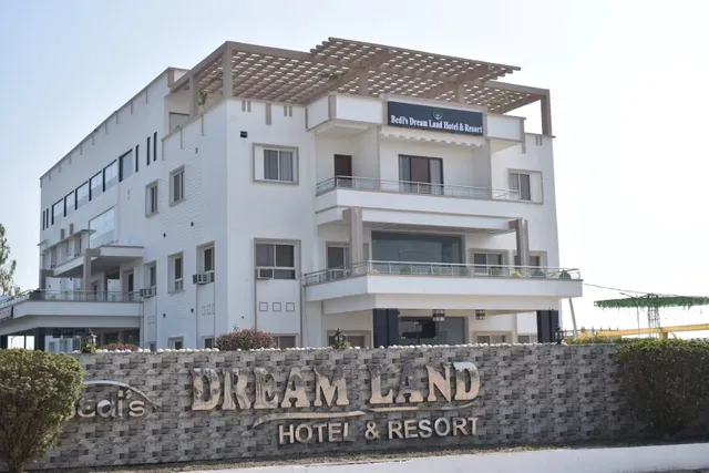 Bedi's Dream Land Hotel & Resort, Ayodhya