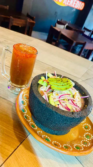 Clamatos y mariscos TU SANTO REMEDIO