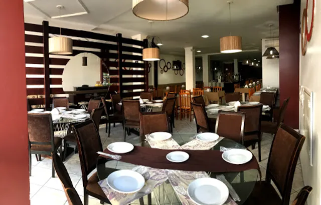 Restaurante e Pizzaria Dona Cândida