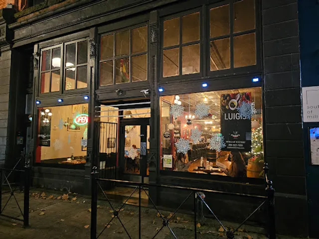 Luigis Italian Eatery