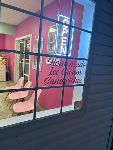 LadyTee’s Cakes N’ More LLC