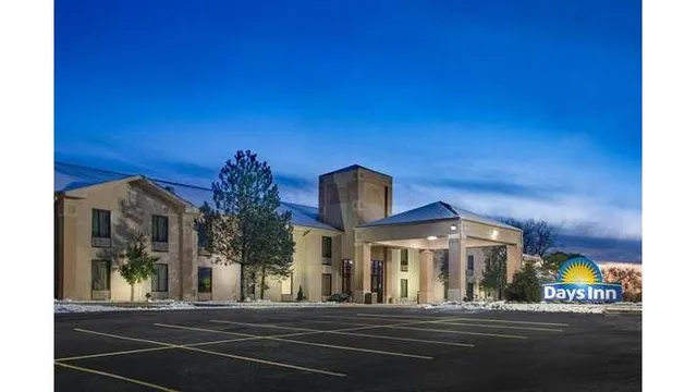 Days Inn & Suites by Wyndham Cuba