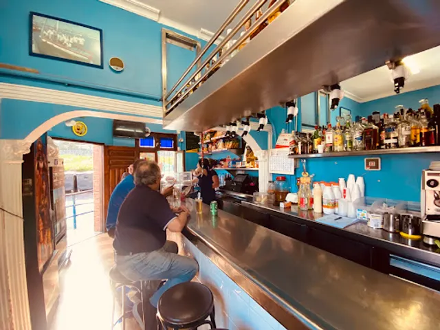 Bar cafetería estribor