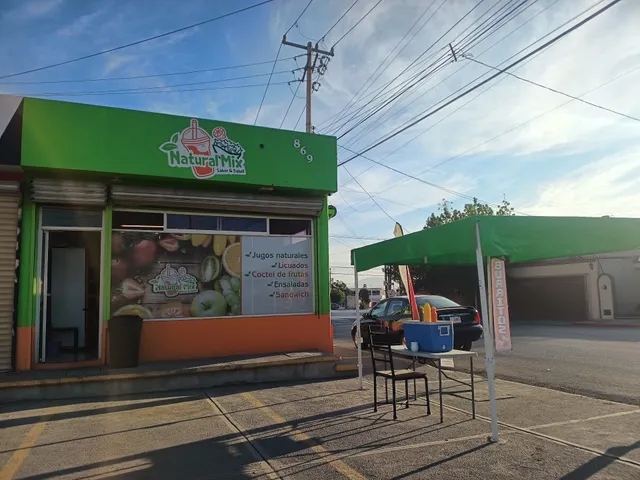 NATURAL MIX Jugos y Licuados