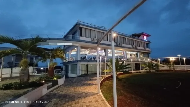 Seeyona Yacht Resort