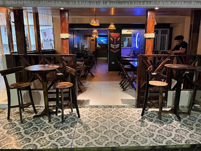 Kahuna cocktail bar maragogi