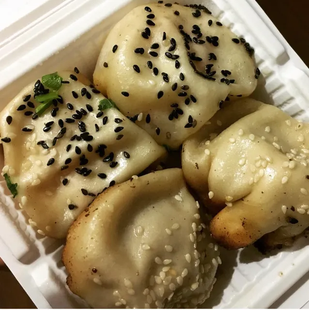 Yang's Fried-Dumpling