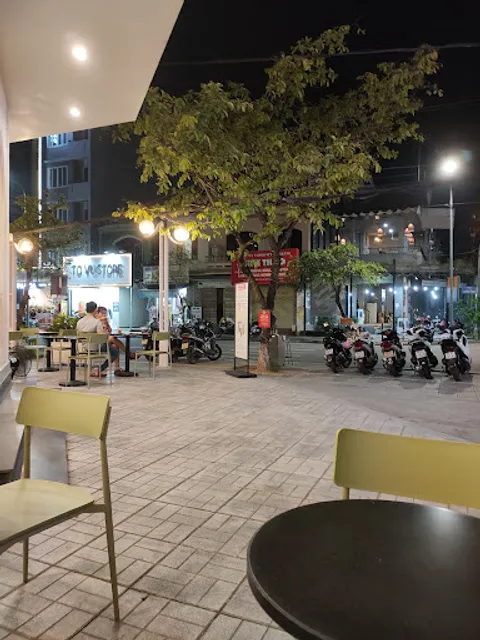 Highlands Coffee Hoang Van Thu