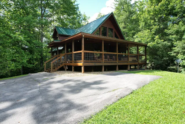 Bearfoot Memories Cabin