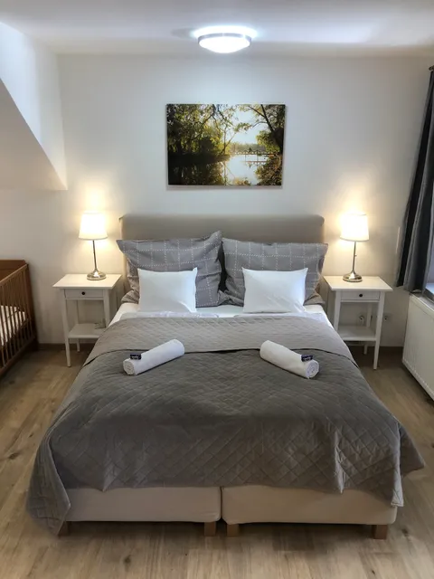 Marilla Apartman Tata