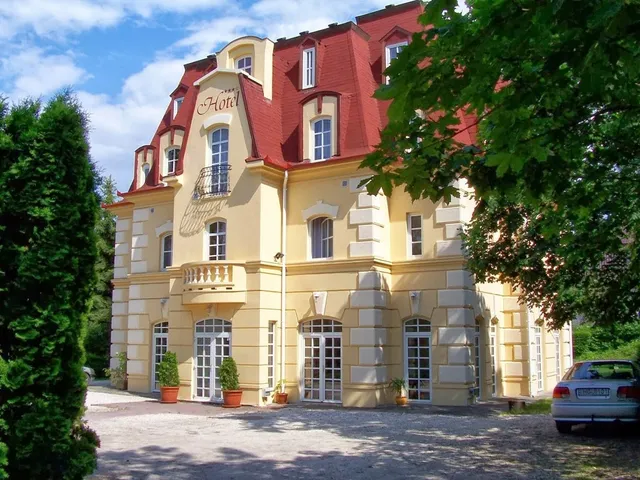 Hotel Walzer and Restaurant