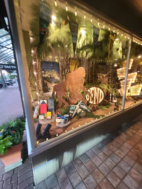 Cravin’s Candy Emporium - Bend OR