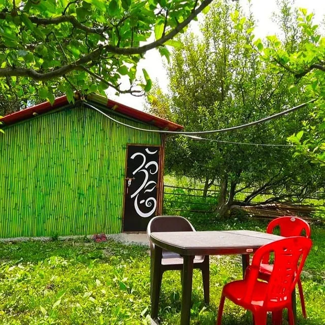 HAWK EYE HUTS AND CAFE KALGA