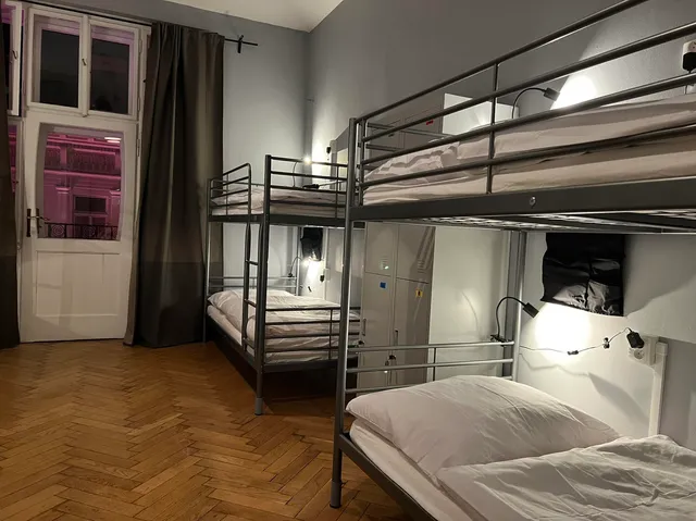 GLOBE Hostel Prague