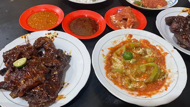 Rumah Makan / Warung Taliwang Harapan "THR"