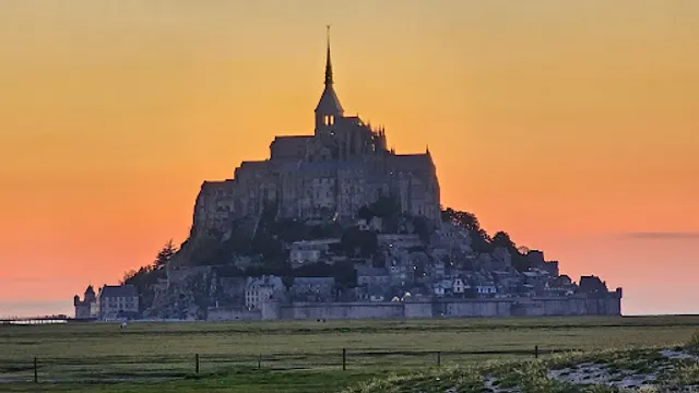 Sentier à Saint-Michel
