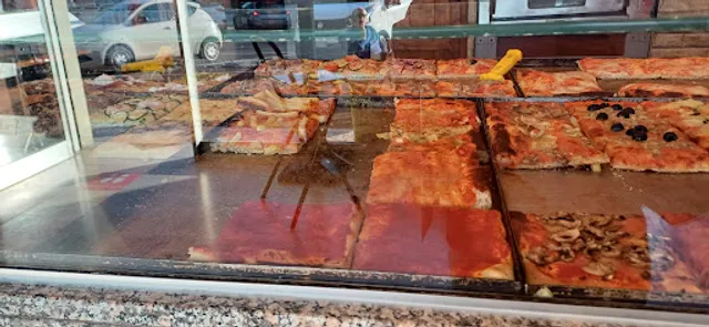 Pizzeria Da Denny Di Formica Michela