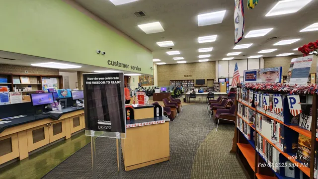 La Puente Library