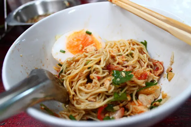 Khun Mam Egg Noodle Ratchaburi