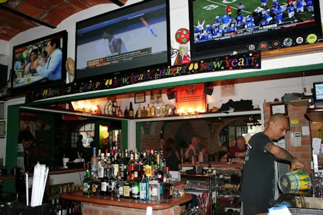 Yoyo Mo's Pizza & Sports