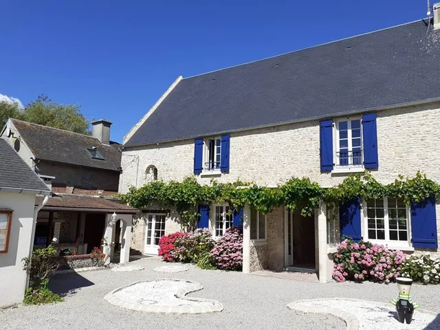 Les Hirondelles Bleues