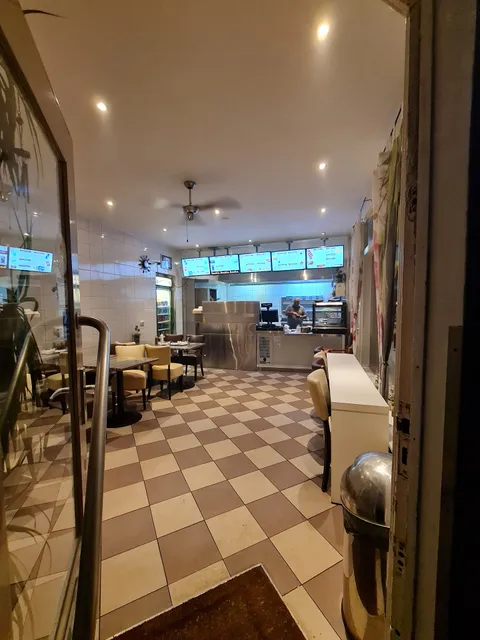 Sammy's Snackbar & Grill