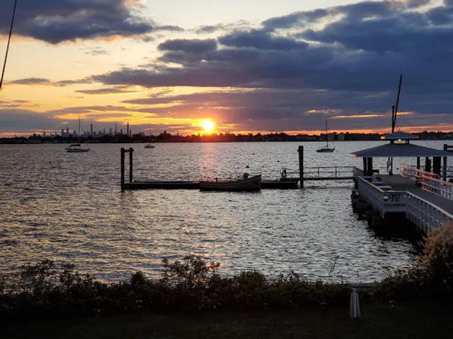 City Island Yacht Club