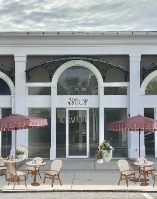 Le Shop Coffee & Wine