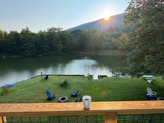 Valleywood Acres Inn and Cottages