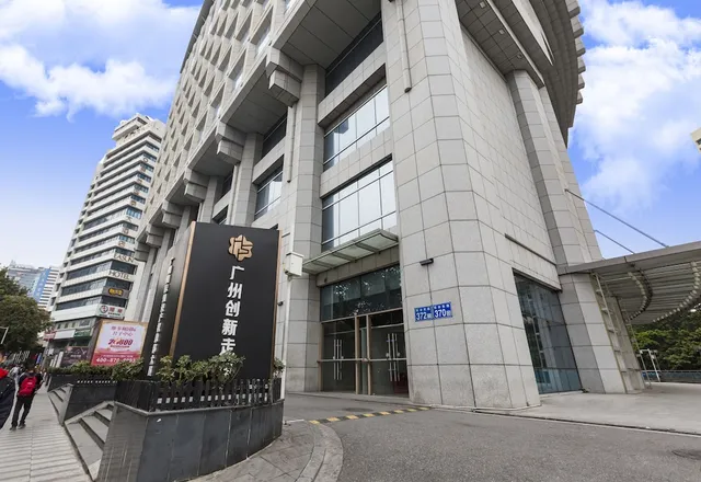 YOYO International Apartment