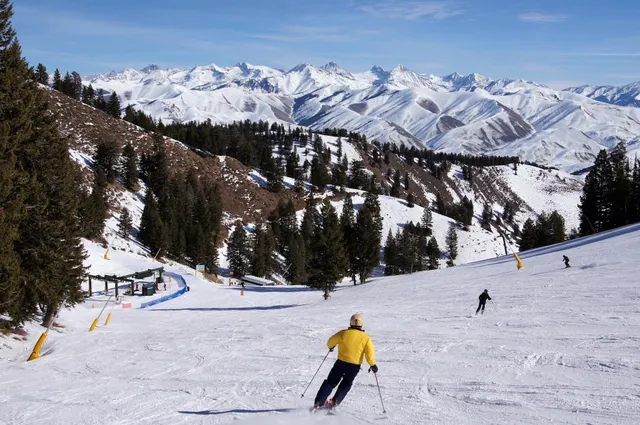 Sun Valley Ski Resorts, Weather & Snow Report