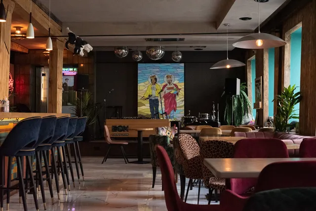 Собаки в тумане / Dogs in the fog