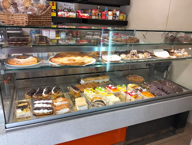 Forn de Pa Fornaris • Fleca/Cafeteria/Pastisseria