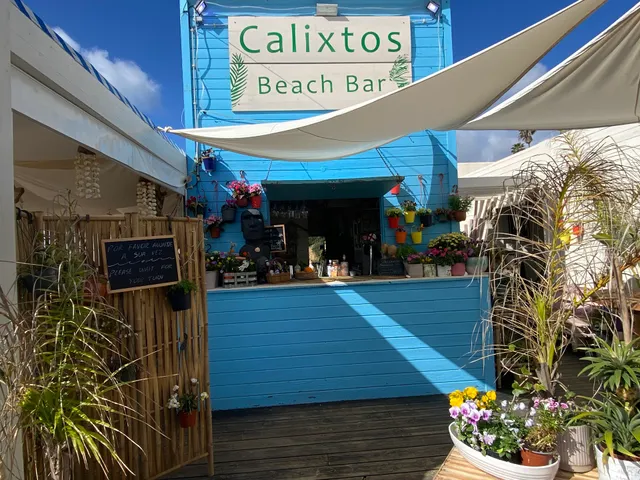 Calixtos Beach Bar & Restaurant