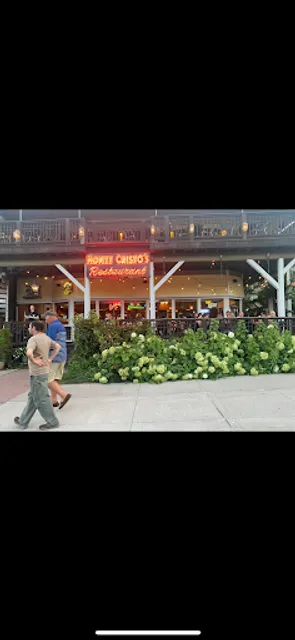 Monte Cristos Family Grille