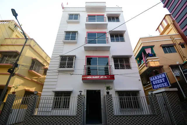 Garden Guest House, 250m From VFS Global & Rene Tower