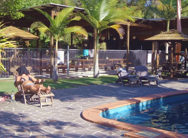 1770 Southern Cross Travellers Retreat