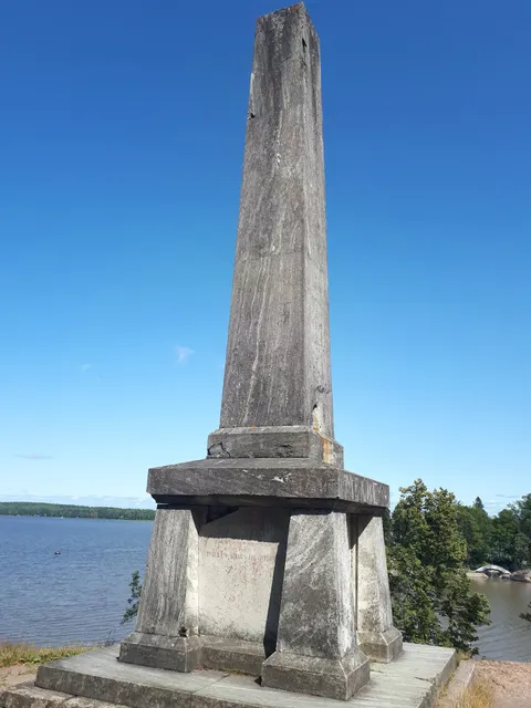 Obelisk of the De Broglie brothers