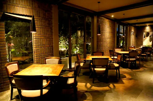 Palash, Fine Dine & Spirit